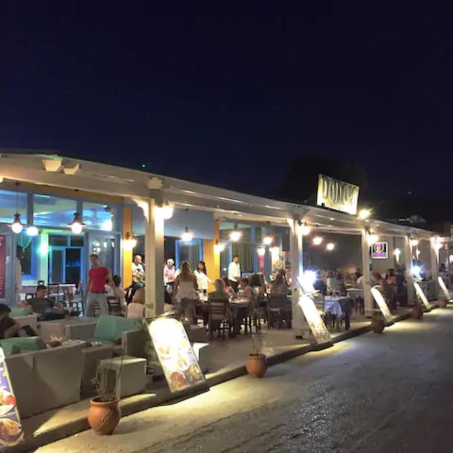 Dodo'S Perivolos Exterior foto